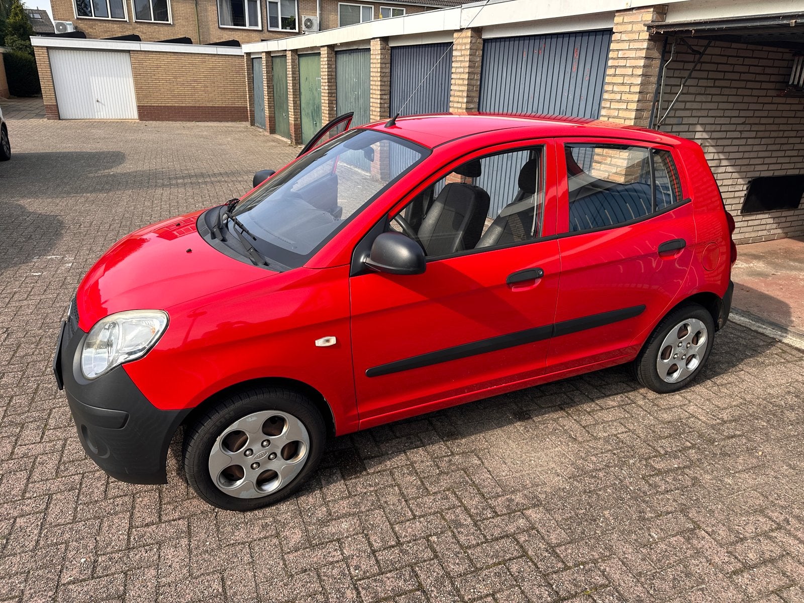 Kia Picanto 1.0 2010 Rood, 4 cilinders, Origineel Nederlands, 823 kg, Handgeschakeld