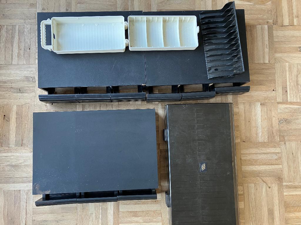 Diverse cassettebandjes koffers, Ophalen of Verzenden