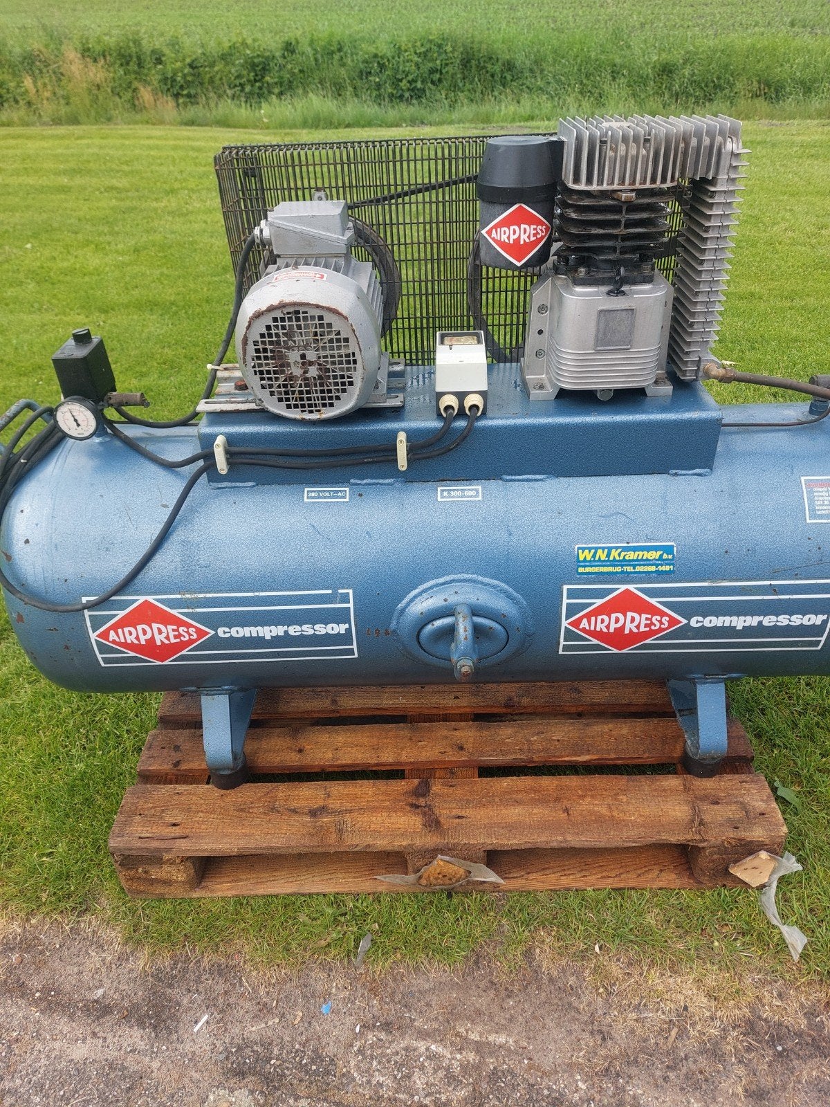 Compressor merk airpress k300 600, 100 liter of meer, Ophalen of Verzenden, 400 tot 800 liter/min