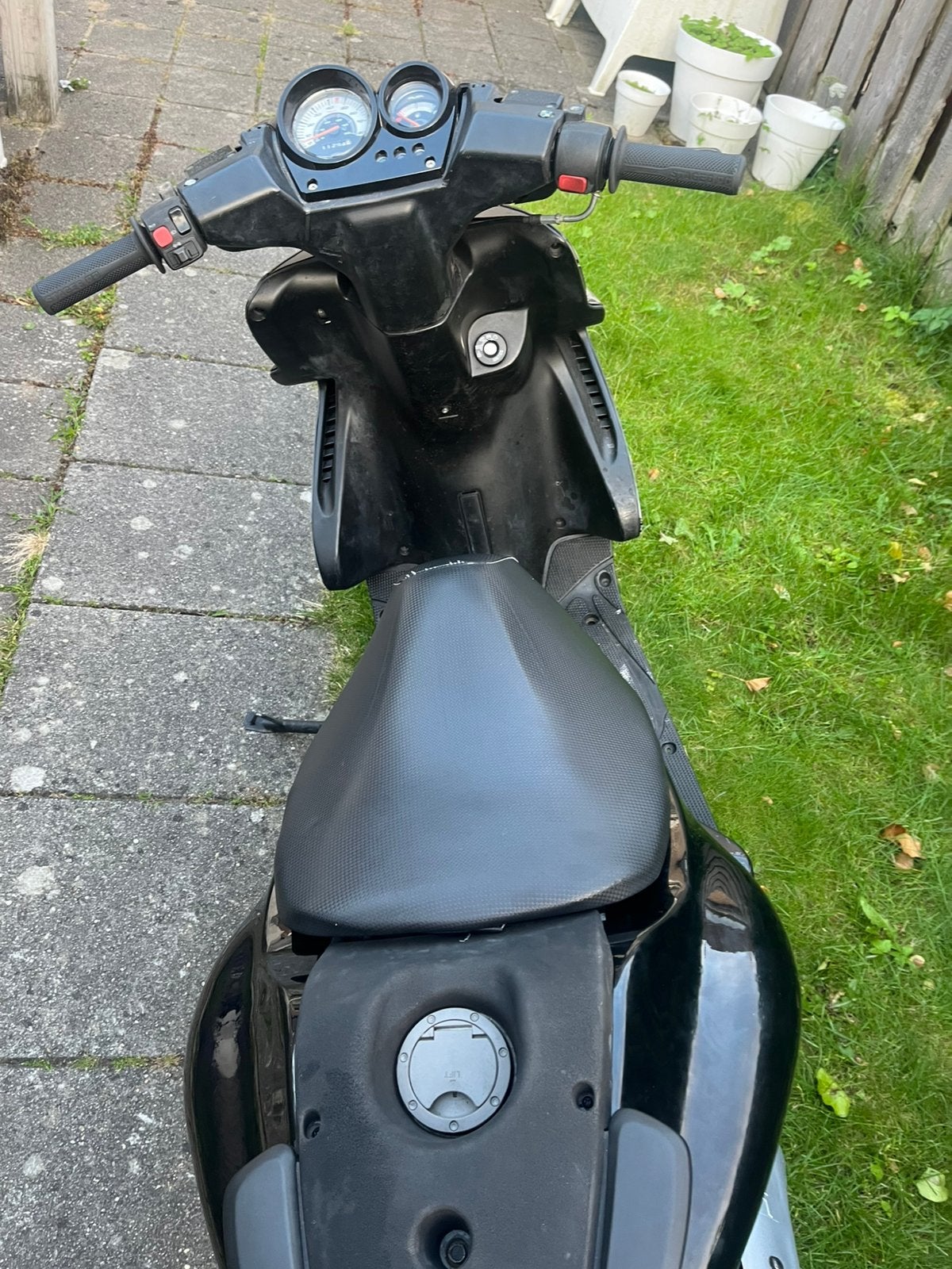 Yamaha Aerox, Ophalen, Zo goed als nieuw, Benzine