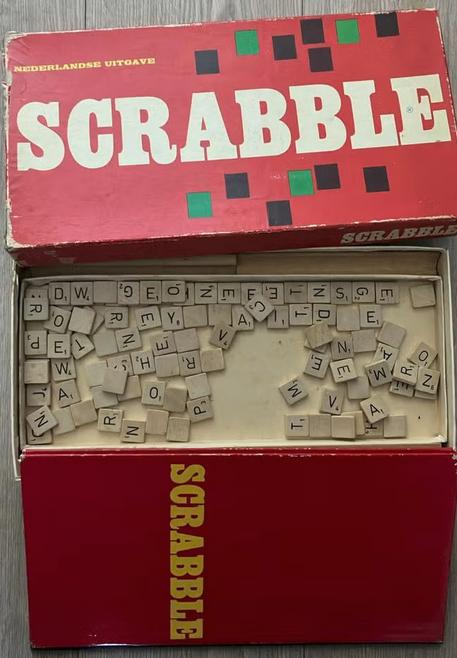 Schrabble houten letters, Hobby en Vrije tijd, Gezelschapsspellen | Bordspellen, Ophalen of Verzenden