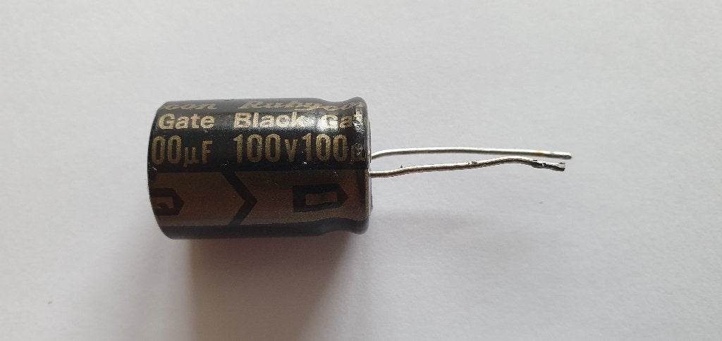 Black Gate 100V 100uF Capacitor, Ophalen of Verzenden, Buis of Buizen