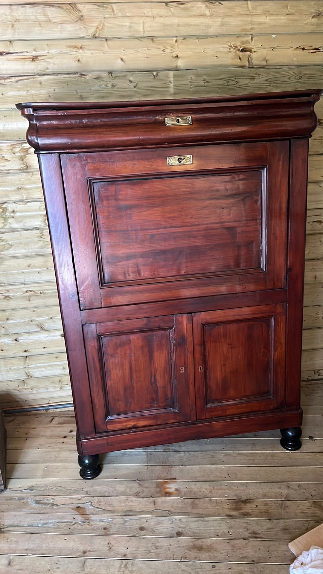 Dressoir antiek, Ophalen