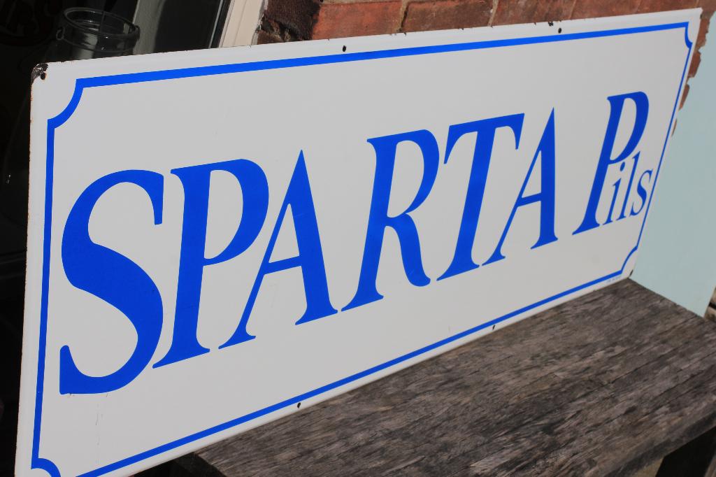 emaille bord SPARTA PILS, Ophalen of Verzenden, Zo goed als nieuw, Reclamebord, Plaat of Schild, Heineken