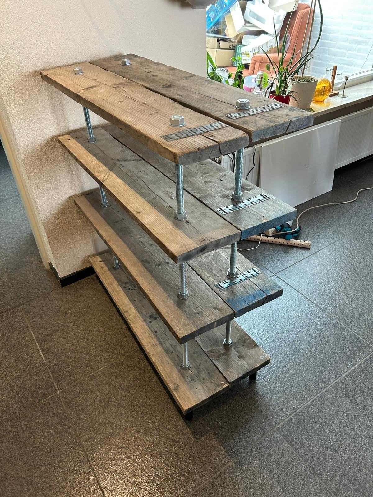 Robuust houten rek met metalen stangen, Ophalen, Gebruikt