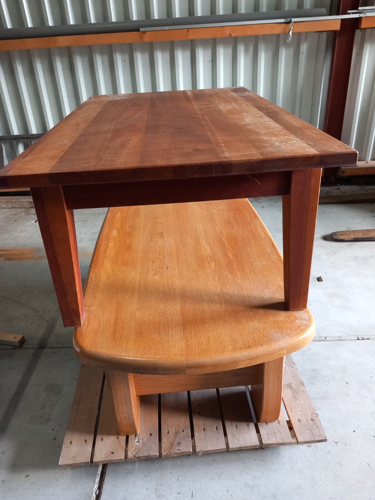 Gratis af te halen,1 eiken hout en 1 kersen hout salontafel, Ophalen, Gebruikt, 100 tot 150 cm, 50 tot 100 cm