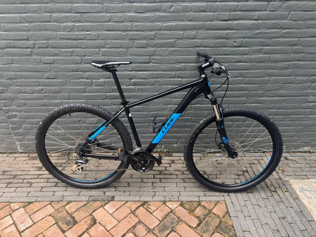 CUBE AIM pro mountainbike, Fietsen en Brommers, Fietsen | Mountainbikes en ATB, Ophalen, Zo goed als nieuw, Overige merken