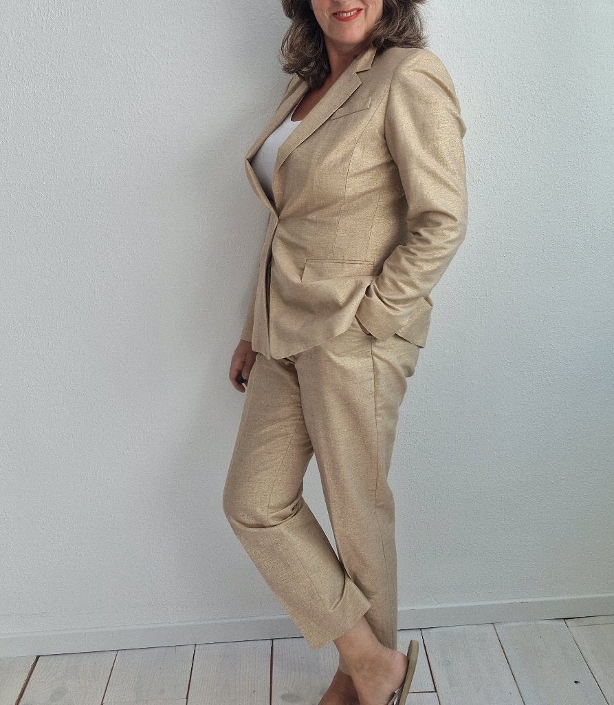Claudia Sträter damespak. Maat 40. Goud, Kleding | Dames, Maat 38/40 (M), Kostuum of Pak, Nijmegen, Ophalen of Verzenden