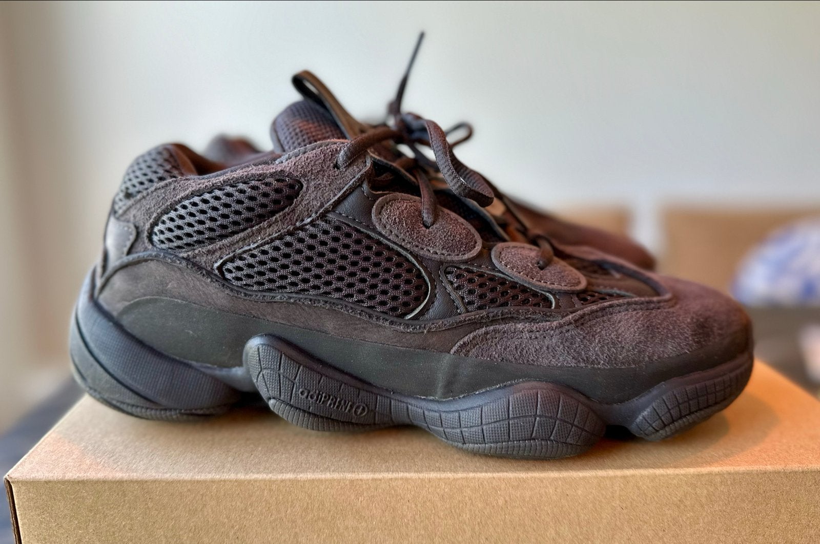 Adidas Yeezy 500 Utility Black - Maat 41 1/3, Verzenden, Zo goed als nieuw, Zwart, Sneakers of Gympen