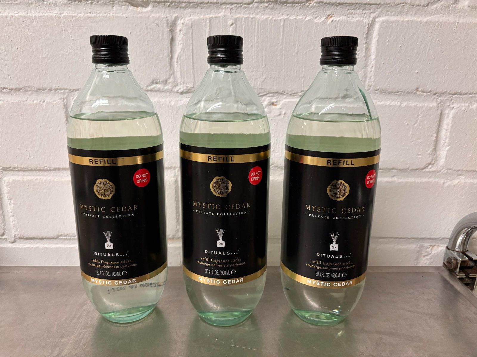 Rituals Mystic Cedar Navulling Geurstokjes 900 ml, Huis en Inrichting, Ophalen of Verzenden, Nieuw, Meerkleurig, Glas