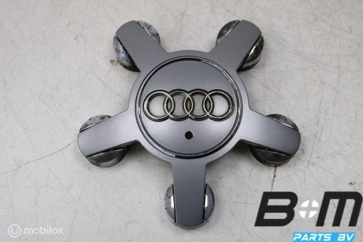 1 losse naafkap Audi A1 8X 8X0601165, Gebruikt, Band(en)