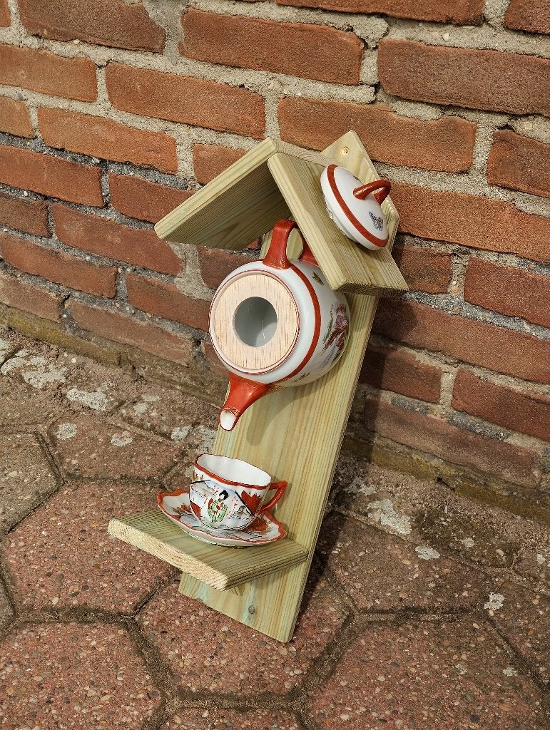 Unieke Vogels Voeders Huisjes van Gerecyclede Theepotjes 1, Tuin en Terras, Ophalen, Zo goed als nieuw