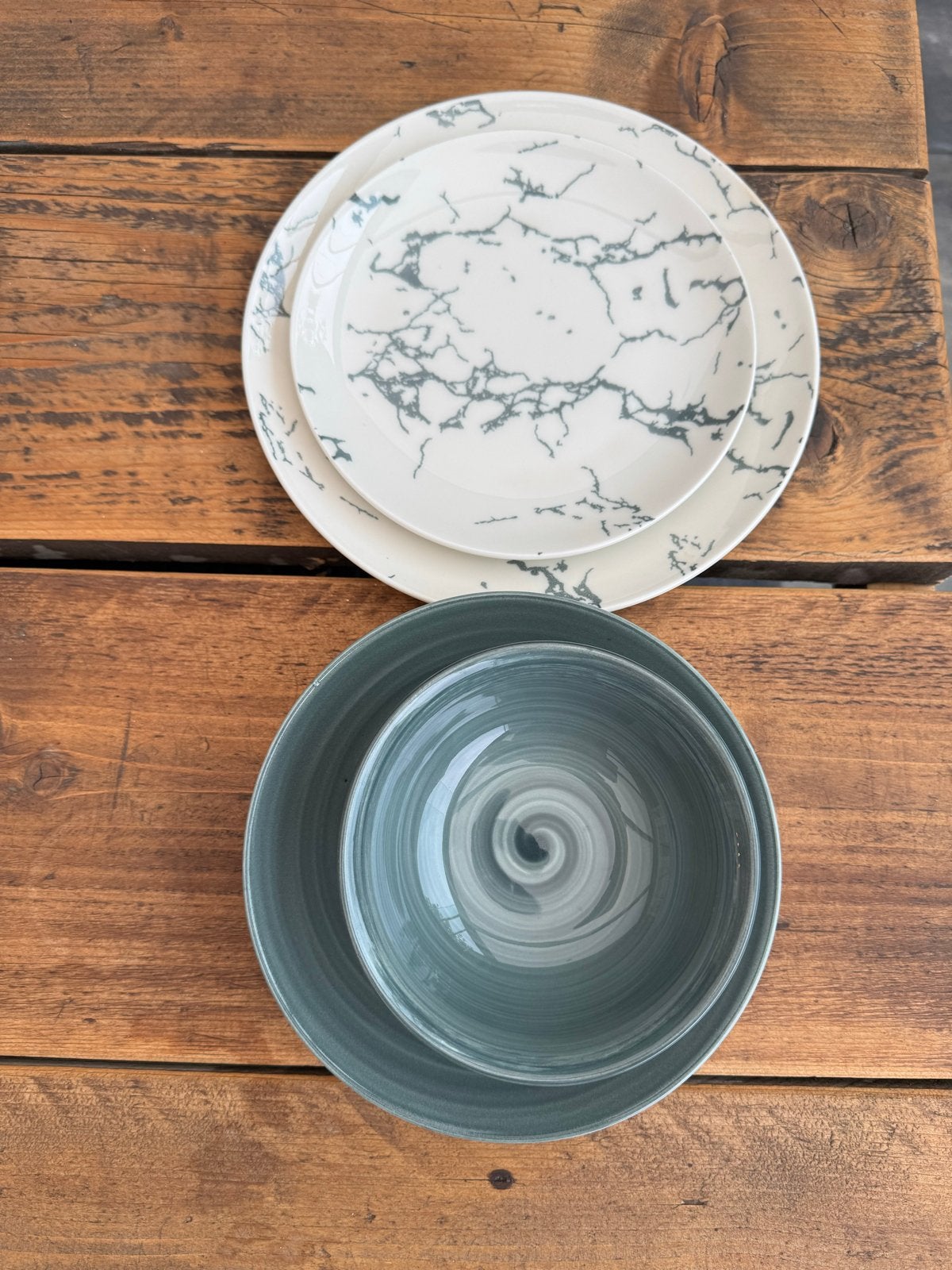 Servies voor 18 personen: kommen en borden, Ophalen, Gebruikt, Keramiek, Modern