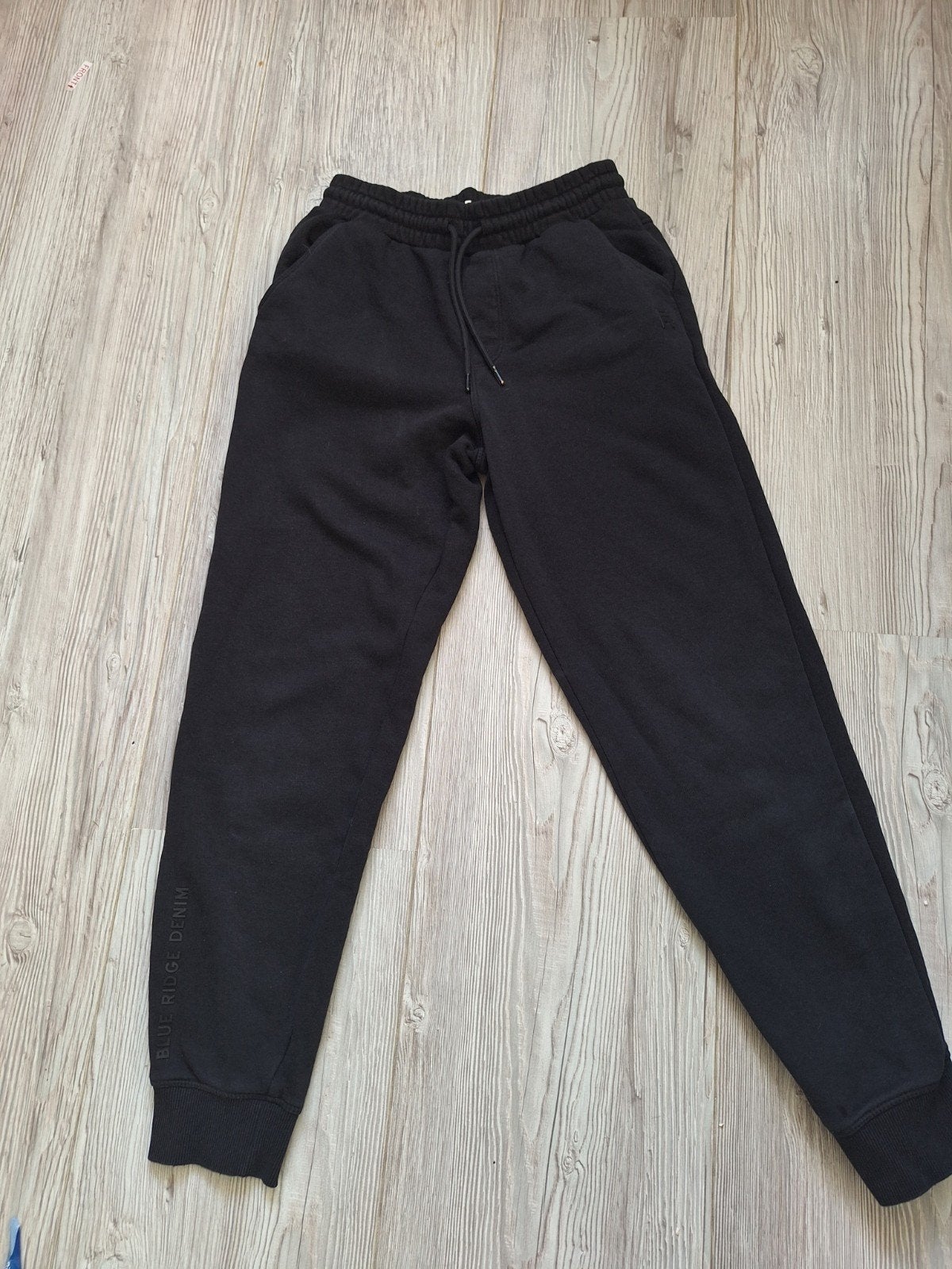 zwarte joggingbroek maat 152 wibra in goede staat, Broek, Ophalen of Verzenden, Zo goed als nieuw, Jongen