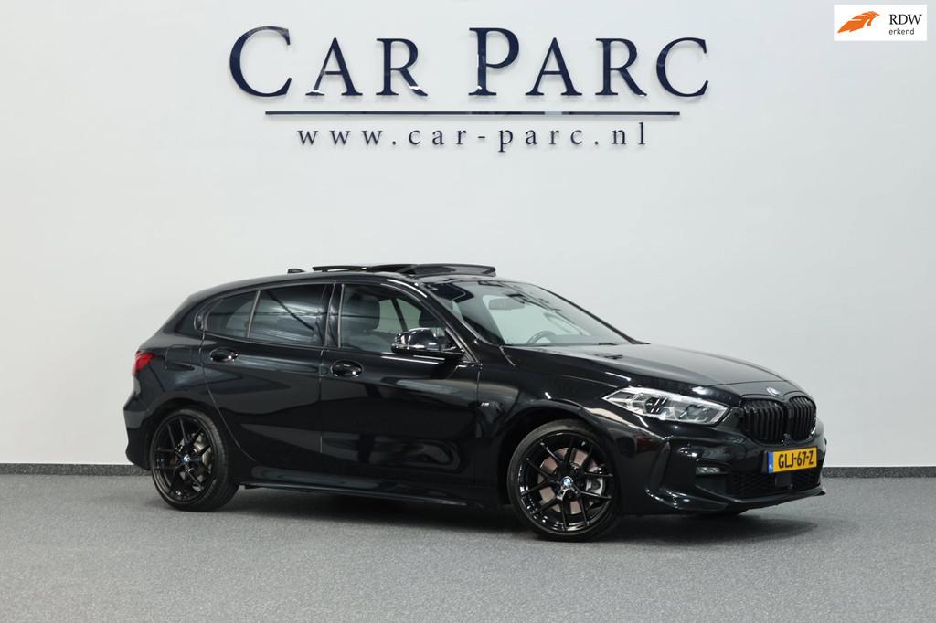 BMW 1-serie 120i M-SPORT 178+PK LED+XENON/HUD/VIRTUAL/SFEER/, Auto's, BMW, Bedrijf, Te koop, 1-Serie, ABS, Airbags, Airconditioning