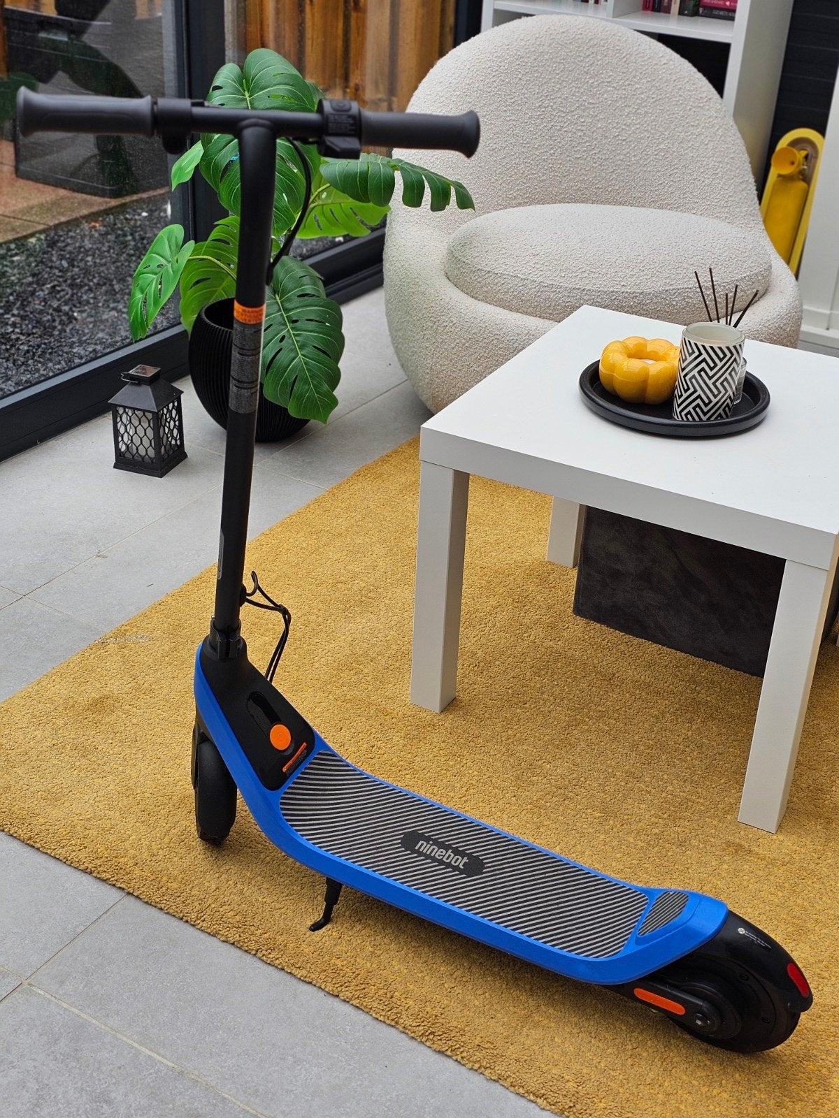Ninebot elektrische step, Fietsen en Brommers, Ophalen, Zo goed als nieuw, Elektrische step (E-scooter), Ninebot