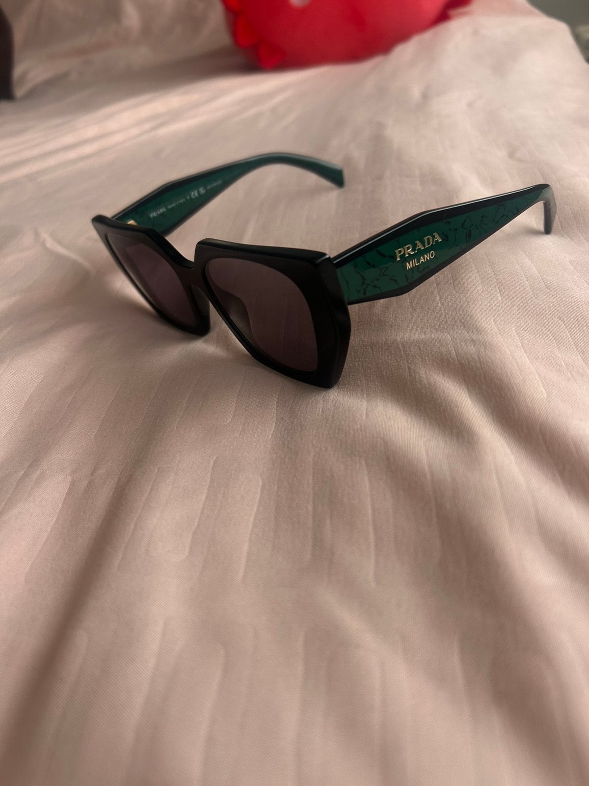 Prada PR 15WS groen, Sieraden, Tassen en Uiterlijk, Gebruikt, Prada, Ophalen of Verzenden, Groen