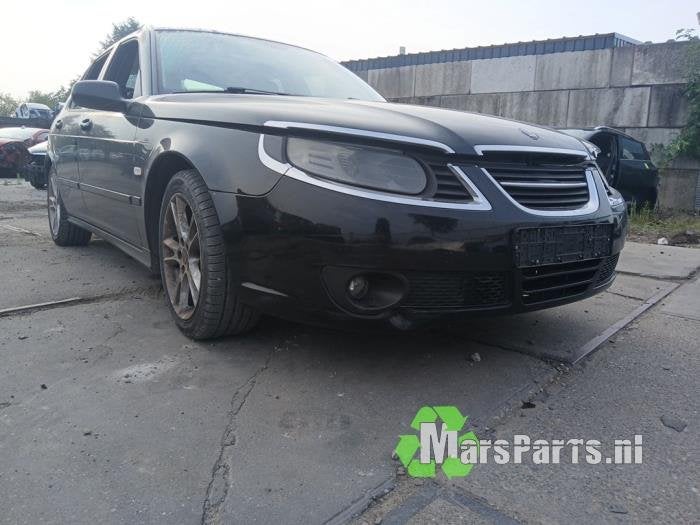 Voorbumper van een Saab 9-5, Gebruikt, -, -, Ophalen of Verzenden