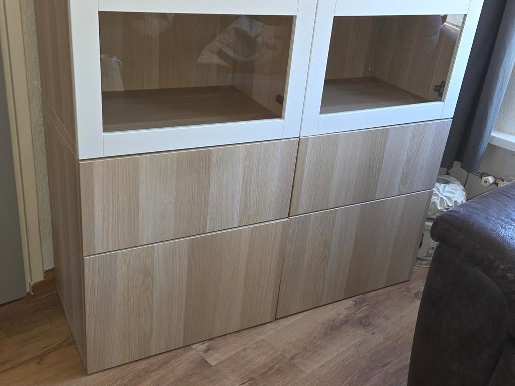 Ikea Besta kast met lades en glazen deuren, Huis en Inrichting, Kasten | Kledingkasten, Ophalen, Gebruikt, 100 tot 150 cm, Glas
