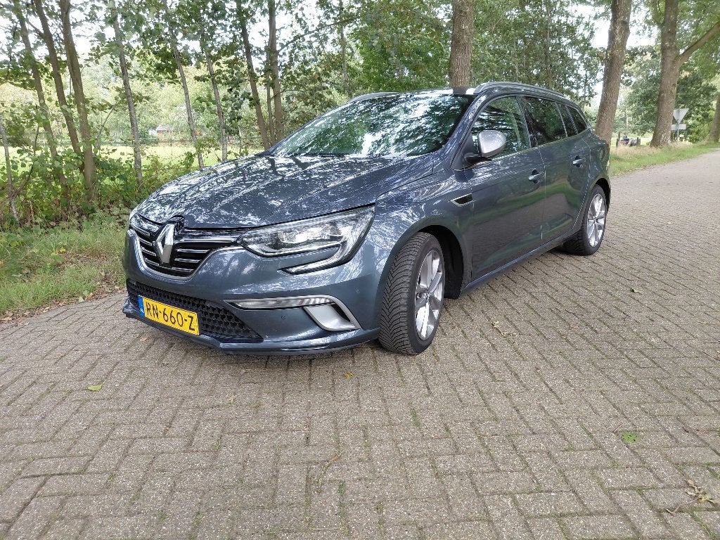 Renault Mégane Estate (1.5 DCI) GT-LINE / BOSE + trekhaak, Voorwielaandrijving, 4 cilinders, Origineel Nederlands, Stationwagon
