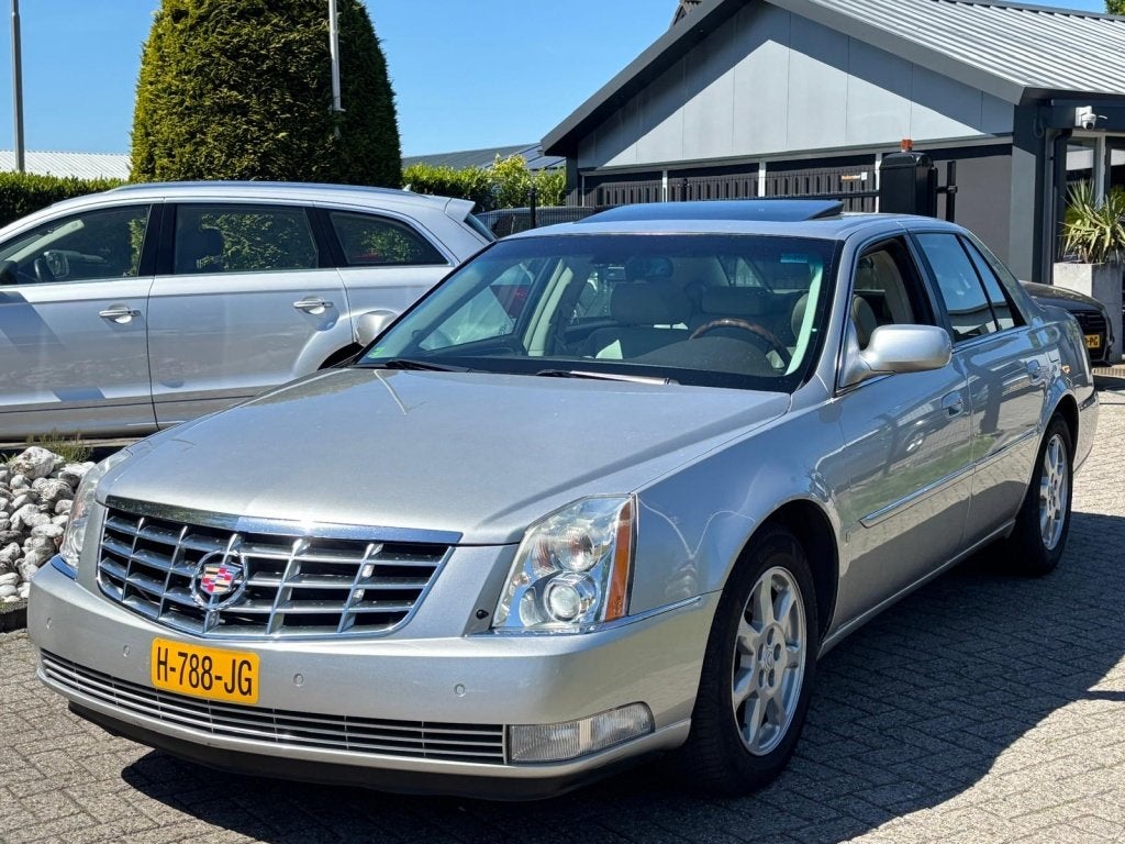 Cadillac DTS 4.6 V8 Northstar 2007 Youngtimer BTW Auto, Auto's, Automaat, 454 kg, 4565 cc, Gebruikt