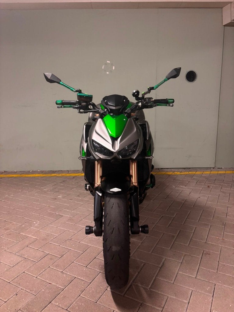 Kawasaki Z1000 ABS, Motoren, Motoren | Kawasaki, LED Verlichting, 4 cilinders, Motorrijbewijs A, Gebruikt
