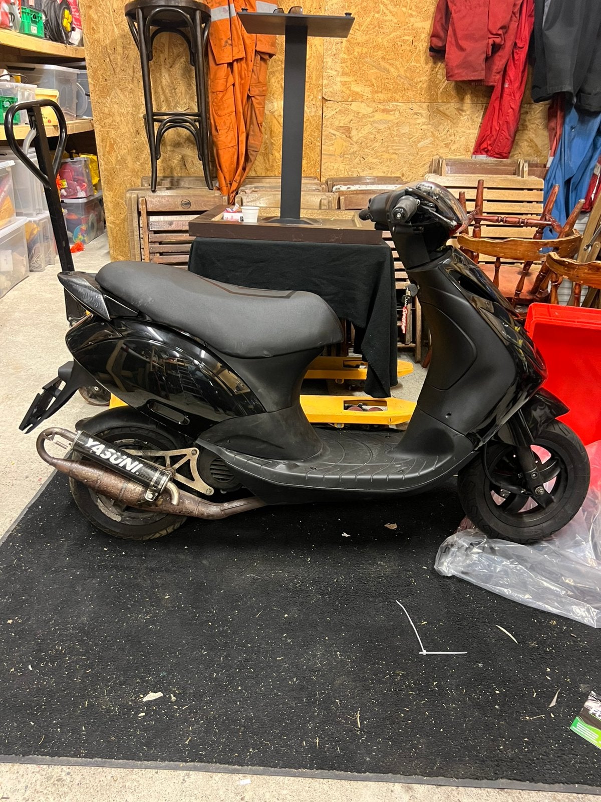 Piaggio zip 70cc, Fietsen en Brommers, Scooters | Overige merken, Zo goed als nieuw, Tweetakt, Ophalen of Verzenden