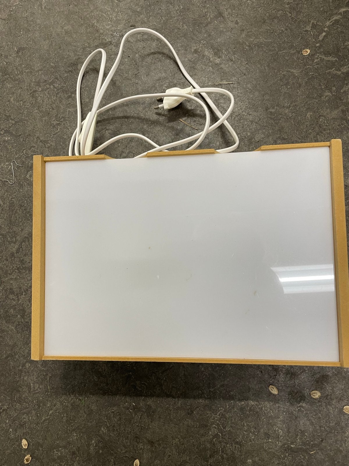 Lichtbak met sjablonen voor knutselen, Gebruikt, Gereedschap of Toebehoren, Meerkleurig, Hout