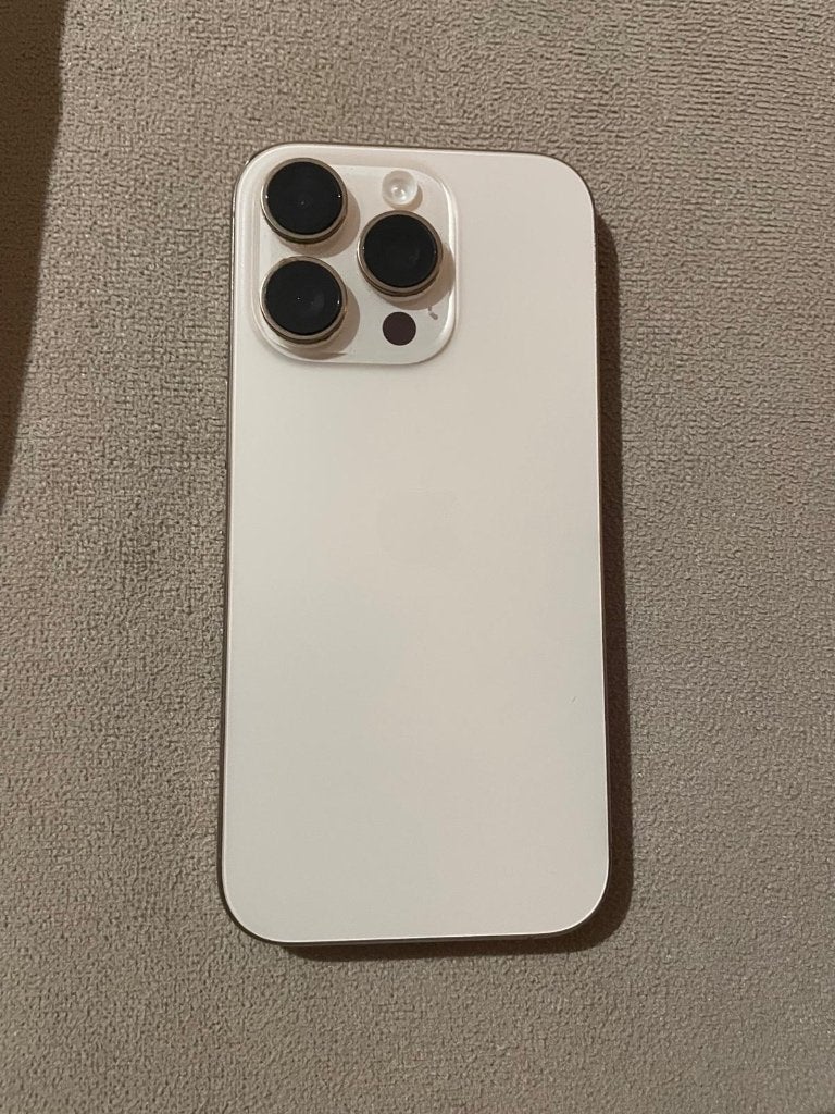 iPhone 16 Pro 128 gb Goud, Telecommunicatie, 128 GB, Zo goed als nieuw, Zonder simlock, Zonder abonnement