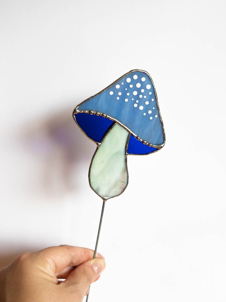 Blauwe Paddestoel plantensteker - Glas in Lood - handgemaakt, Tuin en Terras, Ophalen of Verzenden, Zo goed als nieuw