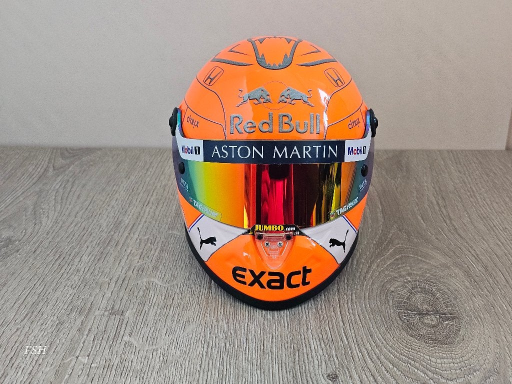 Max Verstappen # 33, SPA 2019, helm 1:2, Schuberth., Ophalen of Verzenden, Zo goed als nieuw, Formule 1