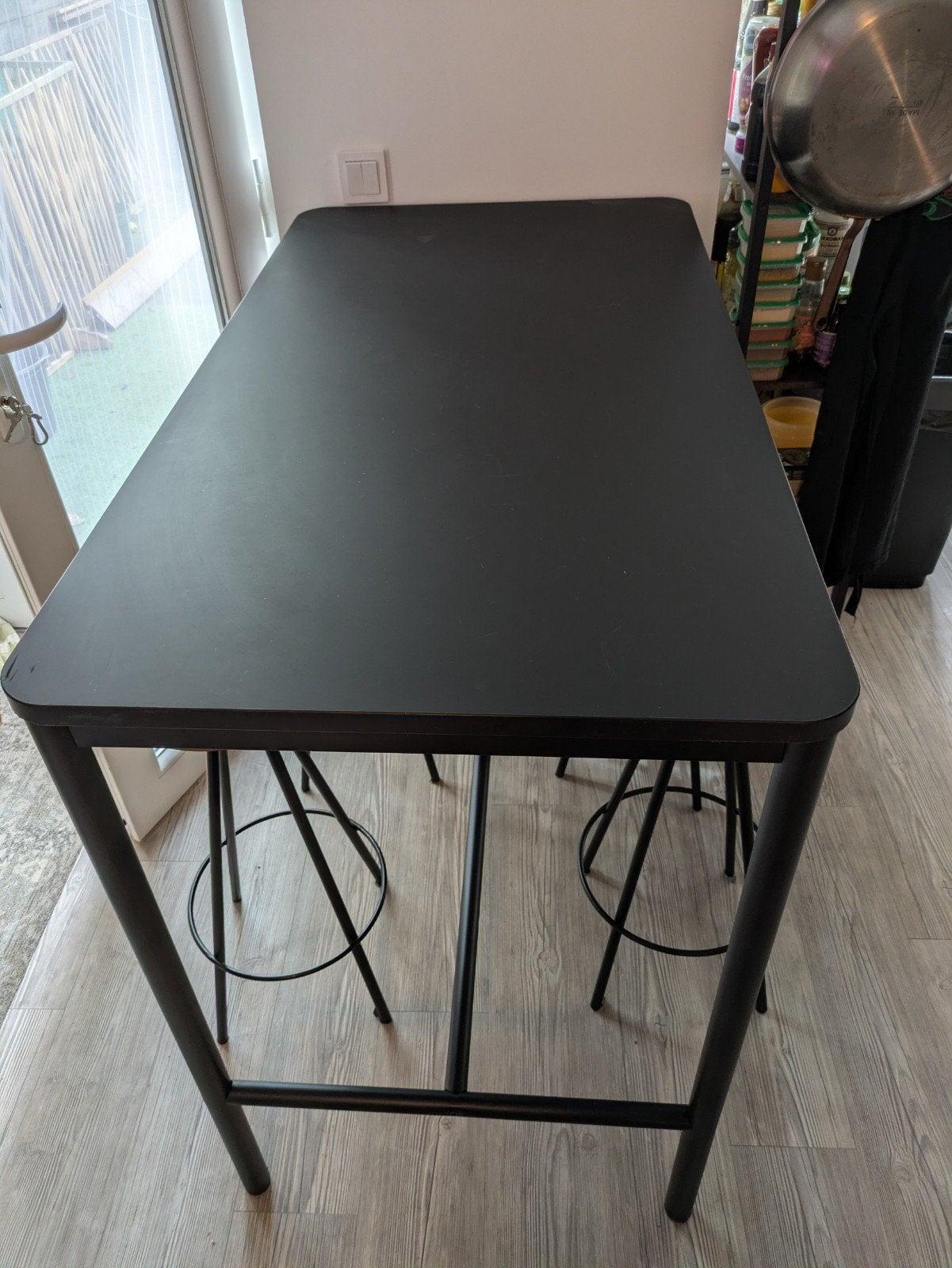 Hoge tafel met 4 krukken, Ophalen, Gebruikt