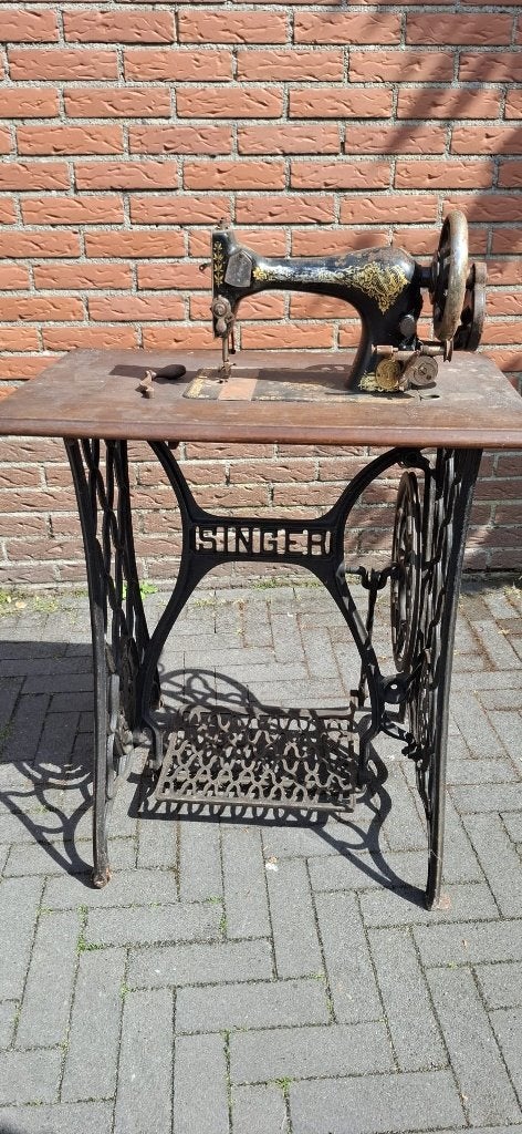 Singer naaimachine antiek, Antiek en Kunst, Antiek | Naaimachines, Ophalen