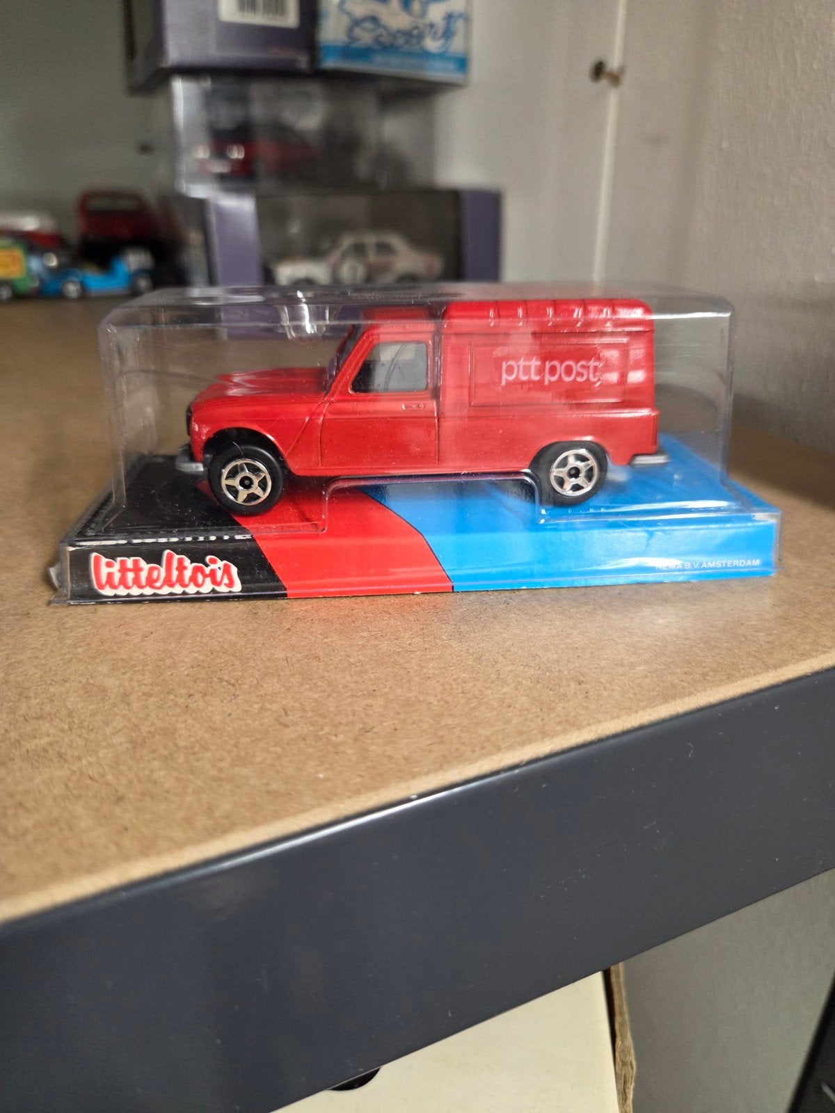 Renault F4 PTT Post litteltois Hema norev, Hobby en Vrije tijd, Modelauto's | 1:43, Ophalen, Auto, Overige merken