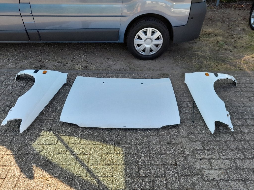 MOTORKAP + SPATBORD Lv + Rv - GEBRUIKT - TOYOTA STARLET P8, Ophalen, Gebruikt, Voor, Toyota