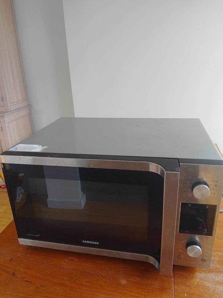 Samsung mc455tbrcsr oven, Ophalen, Combimagnetron, Gebruikt, 60 cm of meer