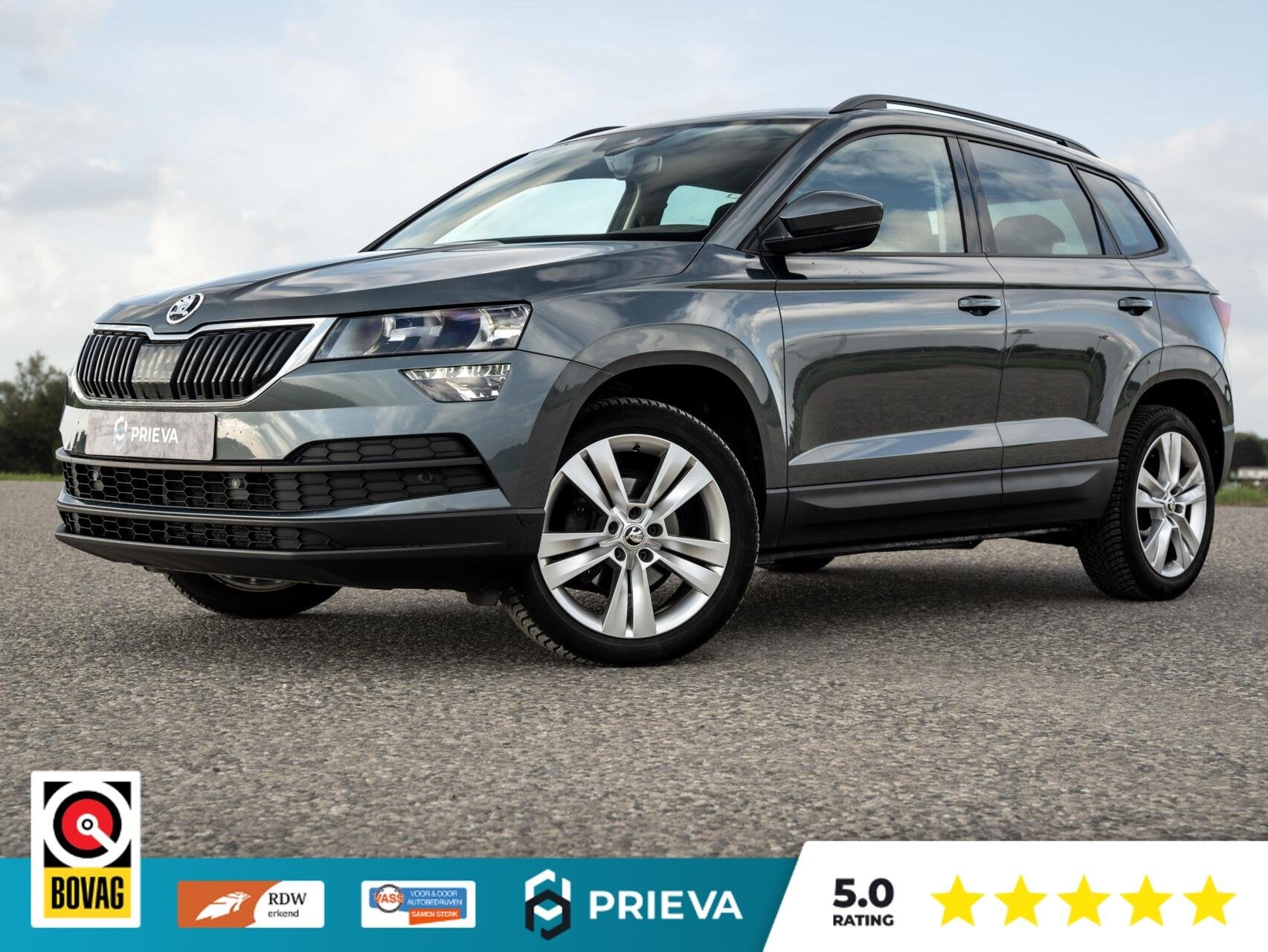 Skoda Karoq 1.5 TSI ACT Style DSG | 150 PK | ACC | CarPlay |, Auto's, Dealer onderhouden, Stof, Zwart, 4 cilinders
