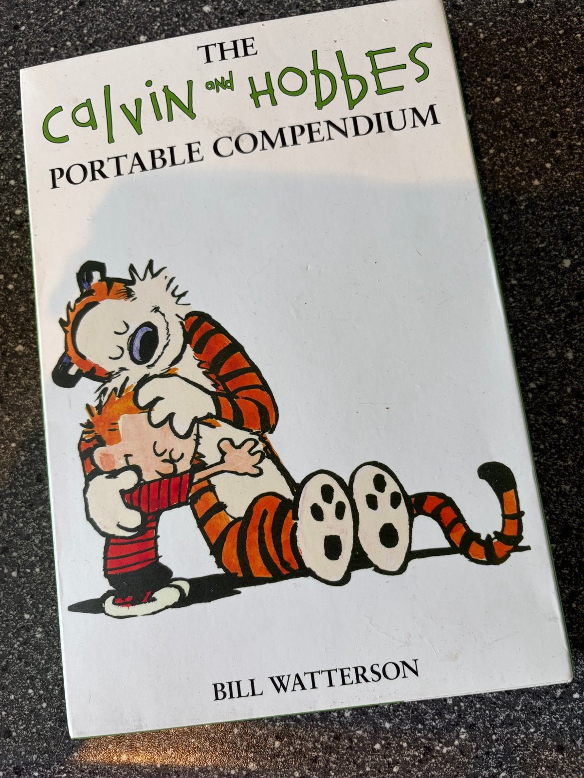 Calvin and Hobbes Portable Compendium - Bill Watterson, Eén stripboek, Ophalen of Verzenden, Gelezen