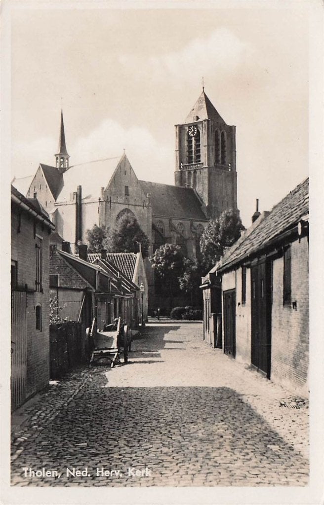 703-093-043 Tholen Ned Herv Kerk, Verzamelen, Ansichtkaarten | Nederland, Zeeland, Voor 1920, Verzenden