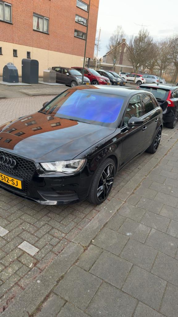 Audi A3 1.4 Tfsi 90KW Sportback 2013 Zwart, Auto's, Audi, Voorwielaandrijving, Zwart, 4 cilinders, Leder en Stof