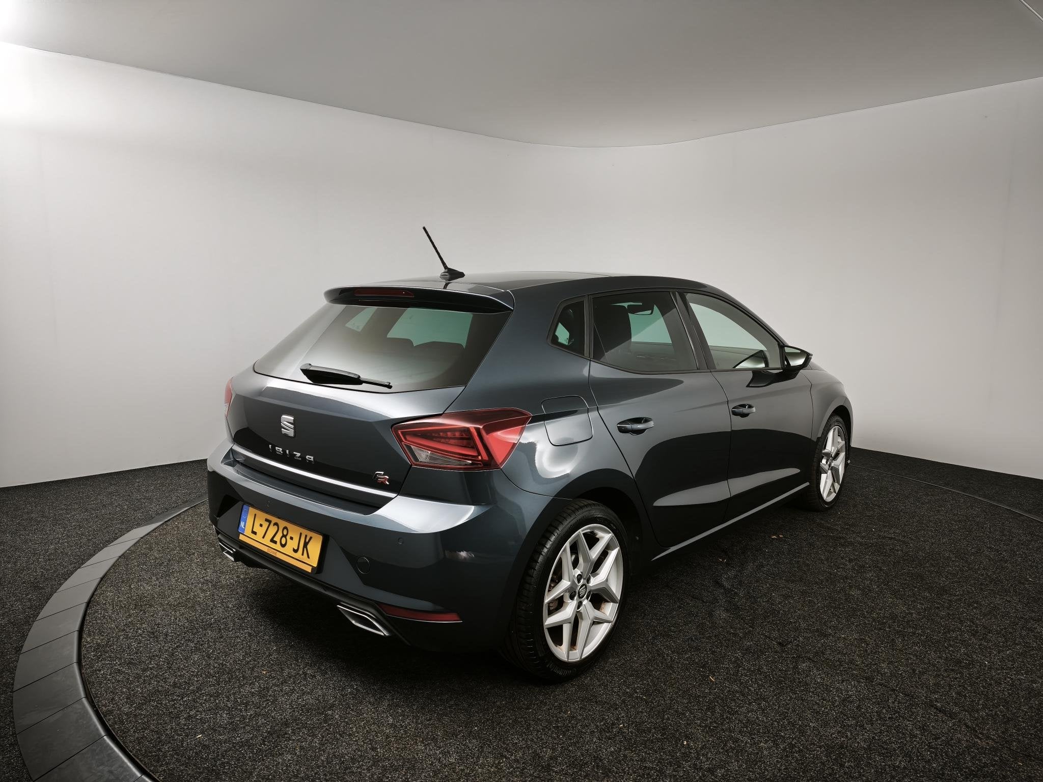 SEAT Ibiza 1.0 TSI FR Business Intense | Panoramadak | Apple, Stof, Gebruikt, Met garantie (alle), Origineel Nederlands