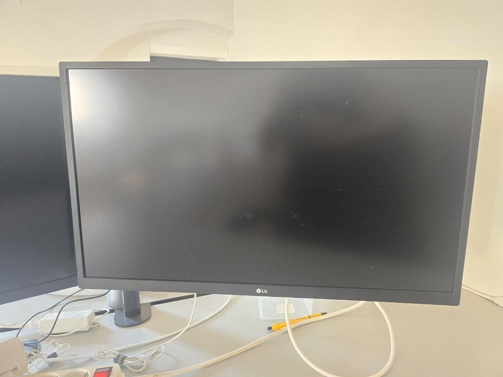 LG scherm 27 inch, Computers en Software, Monitoren, HDMI, Lg, 60 Hz of minder, Ophalen