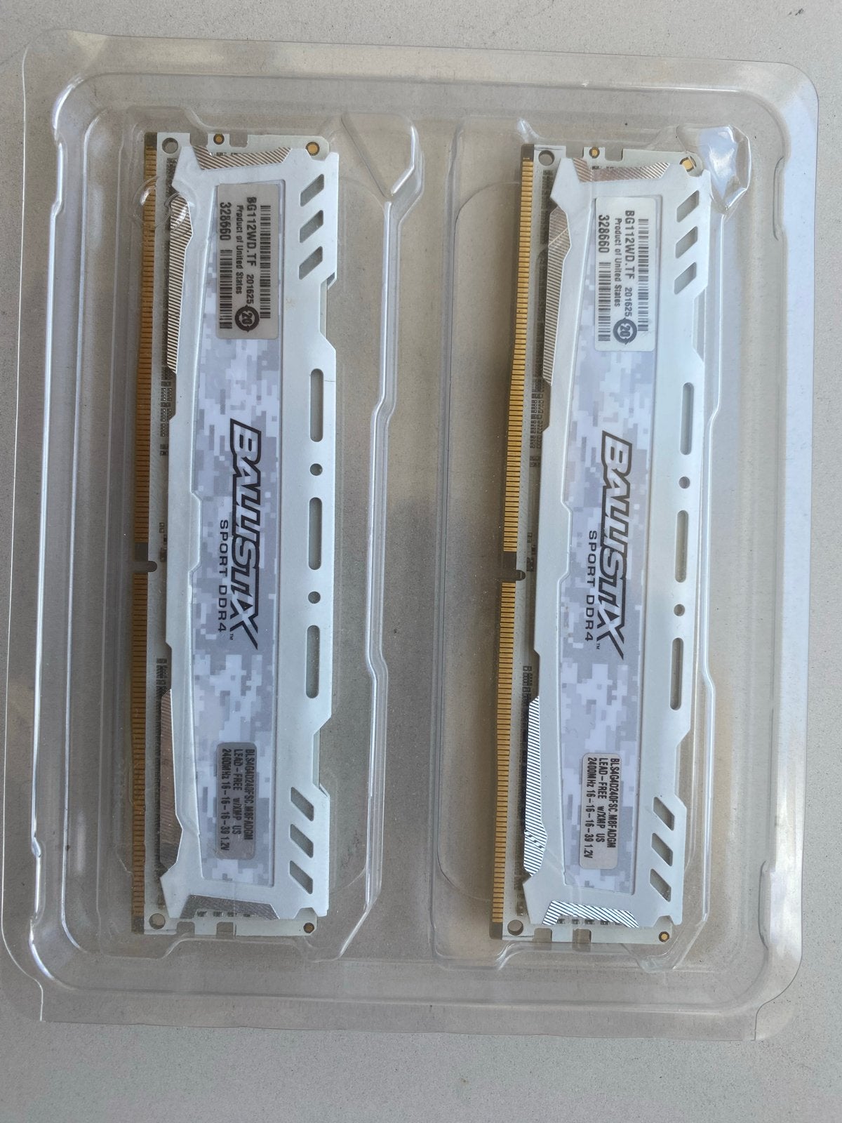 Crucial Ballistix Sport LT DDR4 RAM 2x4gb 2400mhz, Ophalen, DDR4, 8 GB, Zo goed als nieuw