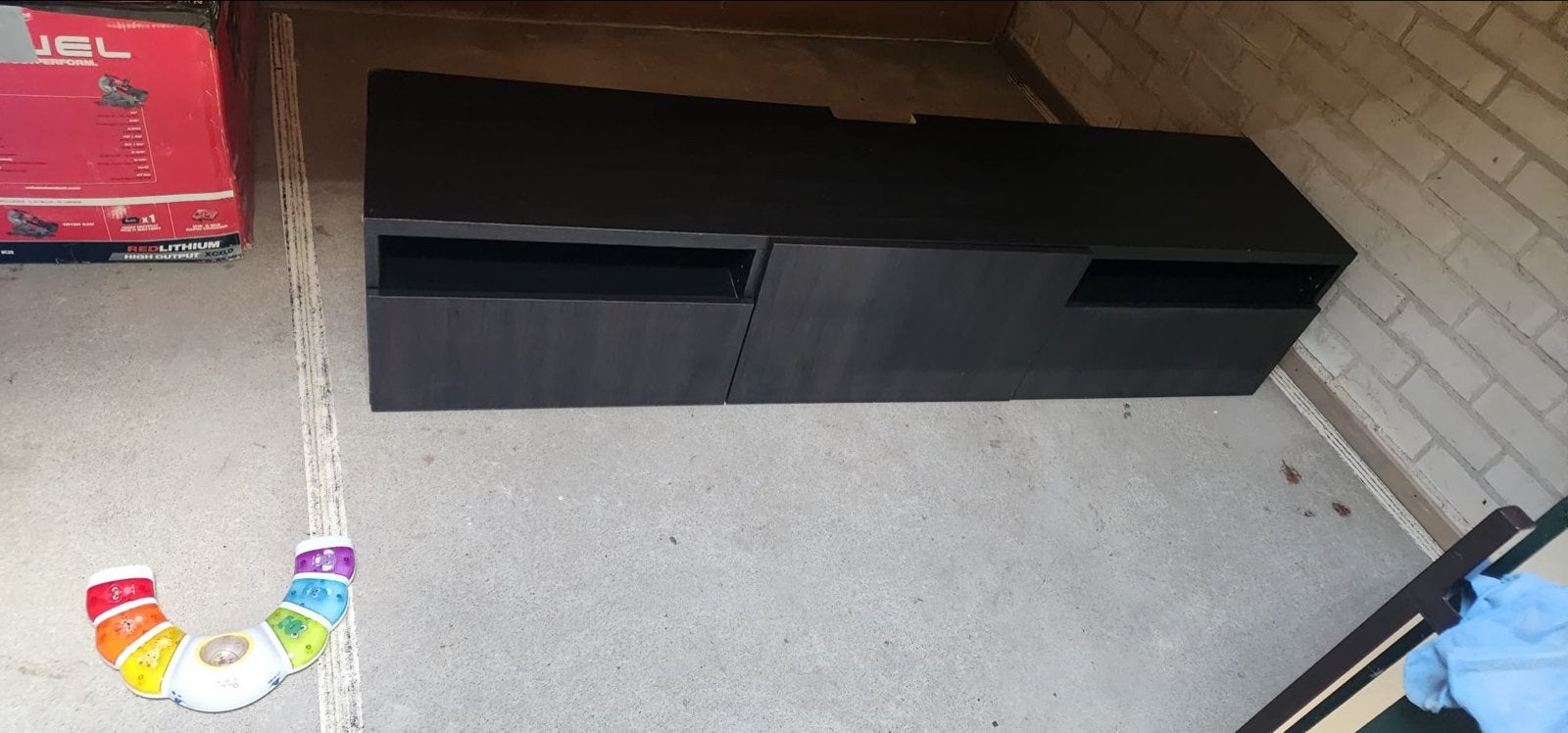 Ikea TV-meubel, donkerbruin/zwart, Ophalen, Gebruikt, 100 tot 150 cm, Minder dan 100 cm