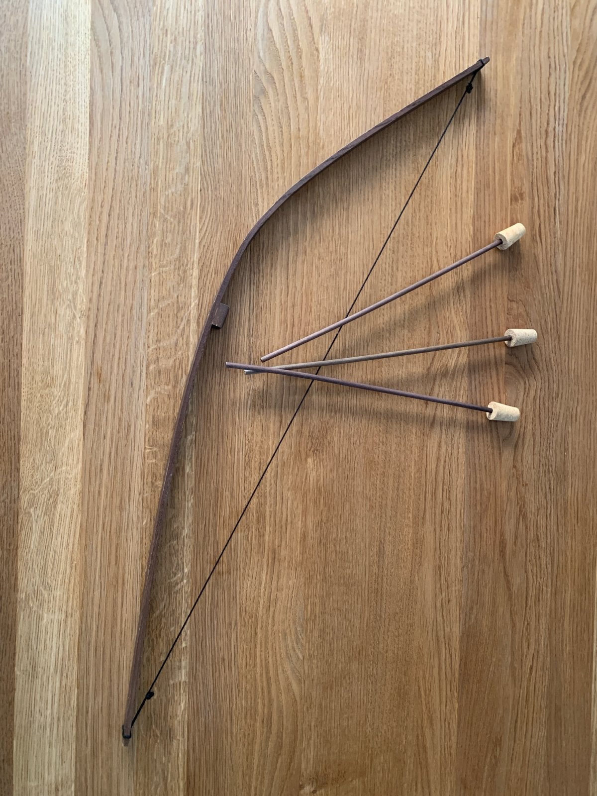 Houten speelboog met pijlen - Sarlat en Périgord, Ophalen of Verzenden, Gebruikt, Jongen of Meisje