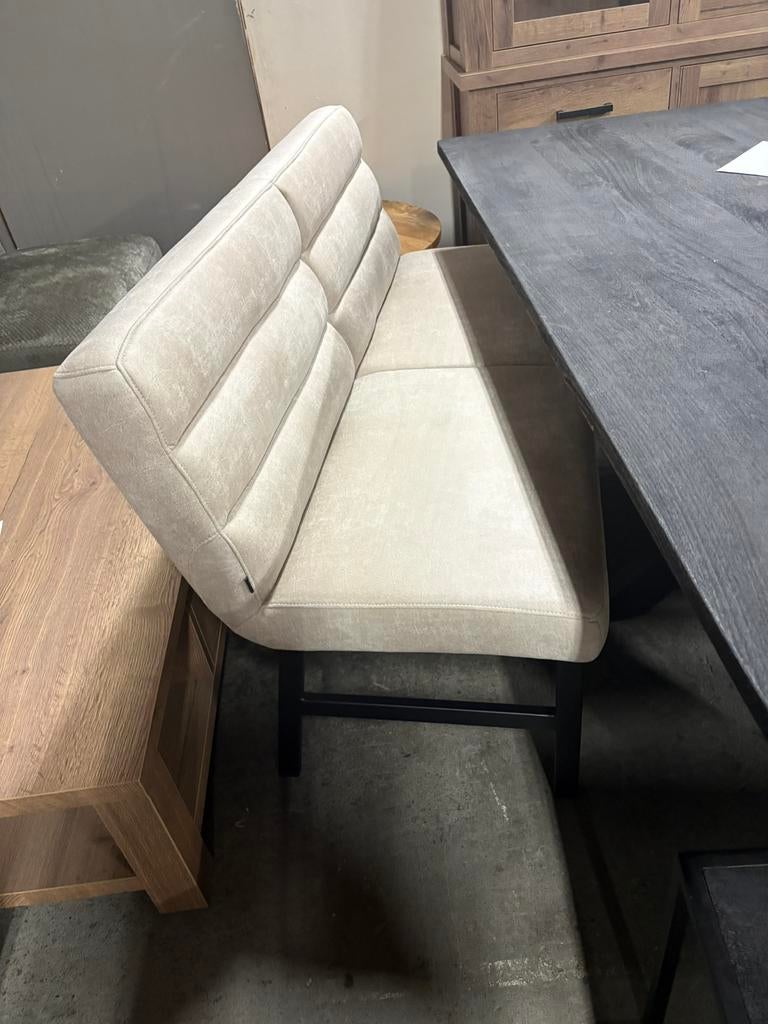 Eetkamerbank 140cm nu 300,=, Ophalen, Outletliving7@gmail.com, Nieuw, Outlet