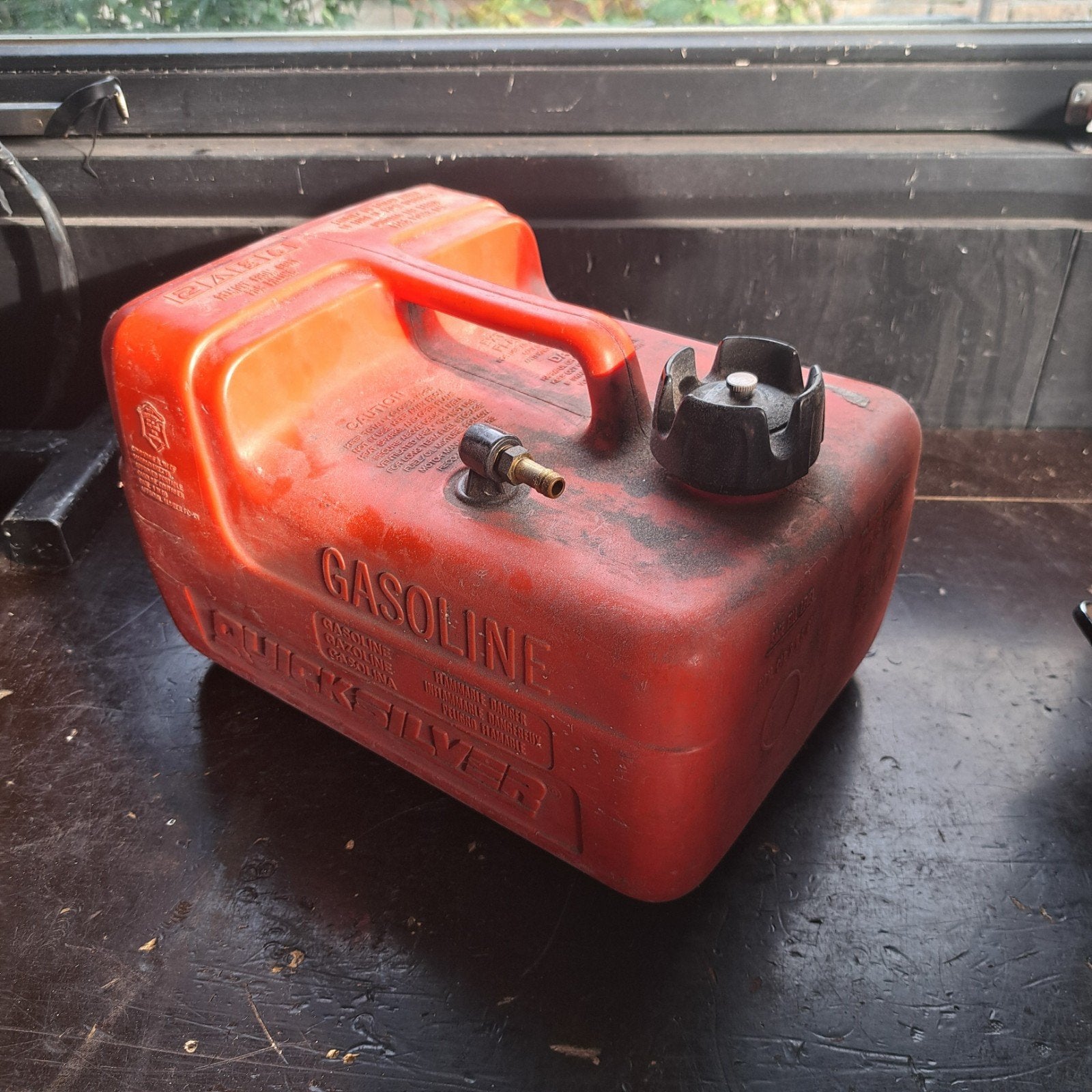 Quicksilver externe tank 12L, Watersport en Boten, Ophalen, Zo goed als nieuw, Motor en Techniek, Motorboot