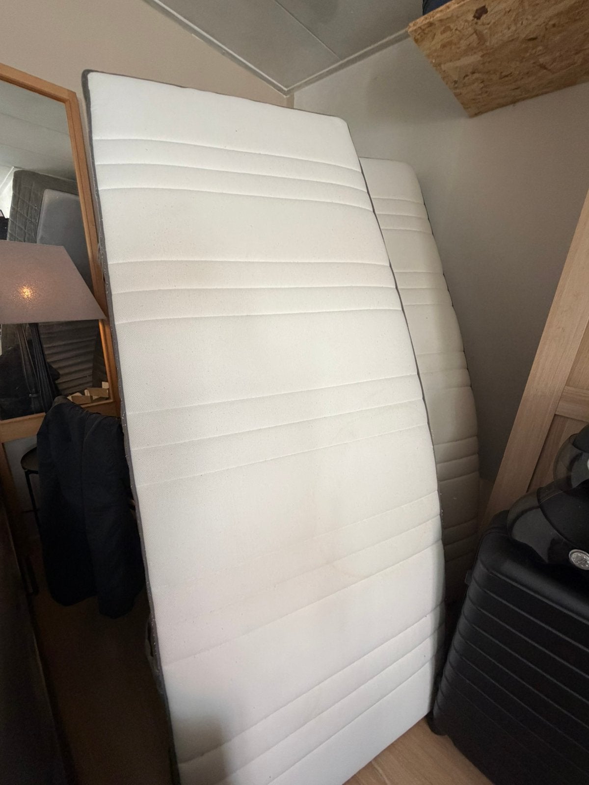 Matras 160x200 Hövåg, Huis en Inrichting, Slaapkamer | Matrassen en Bedbodems, Ophalen, Zo goed als nieuw, Eenpersoons, 90 cm