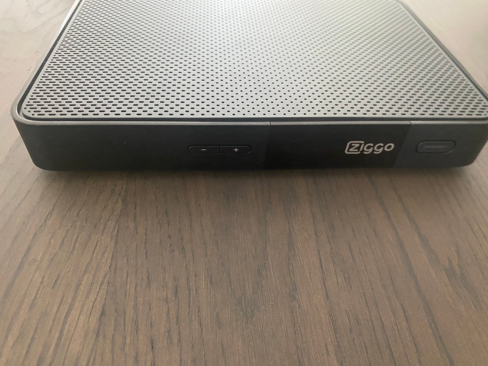 Ziggo medibox next + smart wifi pod 6, Computers en Software, WiFi-versterkers, Ophalen of Verzenden, Zo goed als nieuw