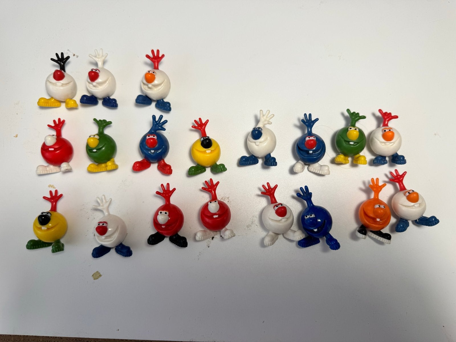 19 Dirk 2010 Voetbal Handjes Verzamelobjecten, Ophalen, Gebruikt